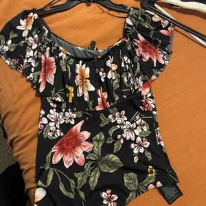 Guess floral bodysuit